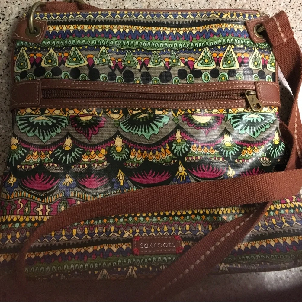 Sold SAKROOTS crossbody bag good condition - Picture 4 of 10
